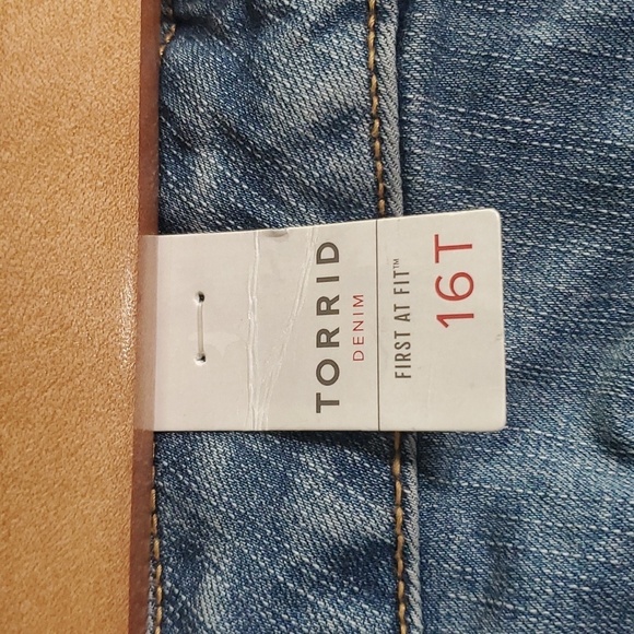 Torrid jeans women's size 16T 16 tall blue distressed holes rips ripped … - Picture 6 of 12